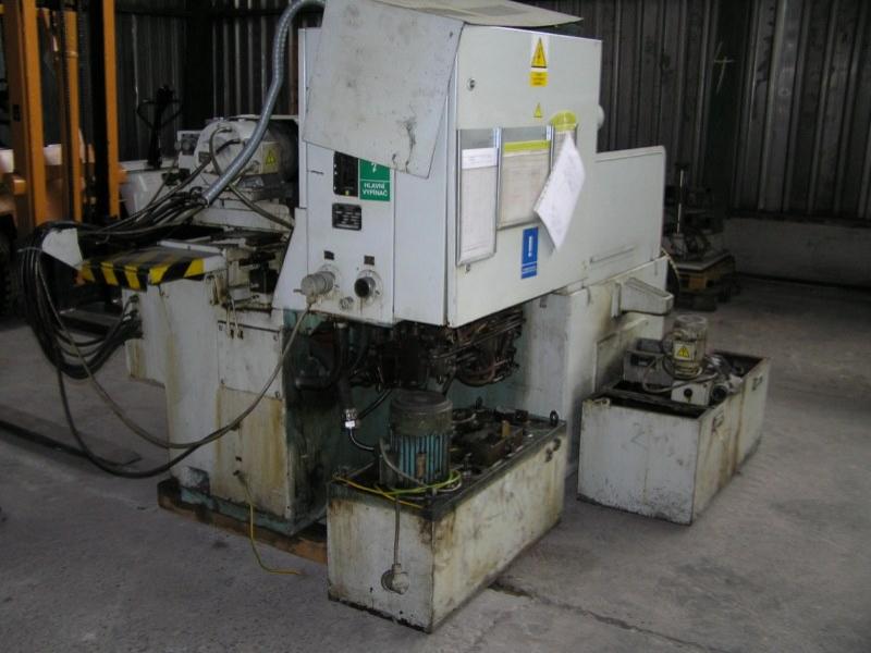 Robôs industriais-3